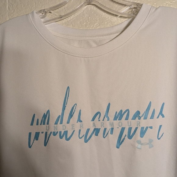 Under Armour White T-Shirt with Blue Graphic - Picture 3 of 6